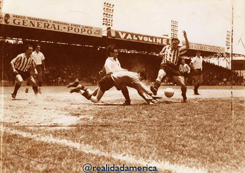 foto 01 historia clasico de clasicos