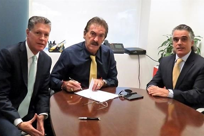 ricardo la volpe es el nuevo entrenador del america
